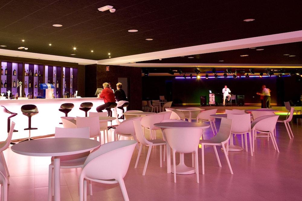 R2 Romantic Fantasia Dreams & Suites Hotel (Adults Only) 타라할레호 외부 사진
