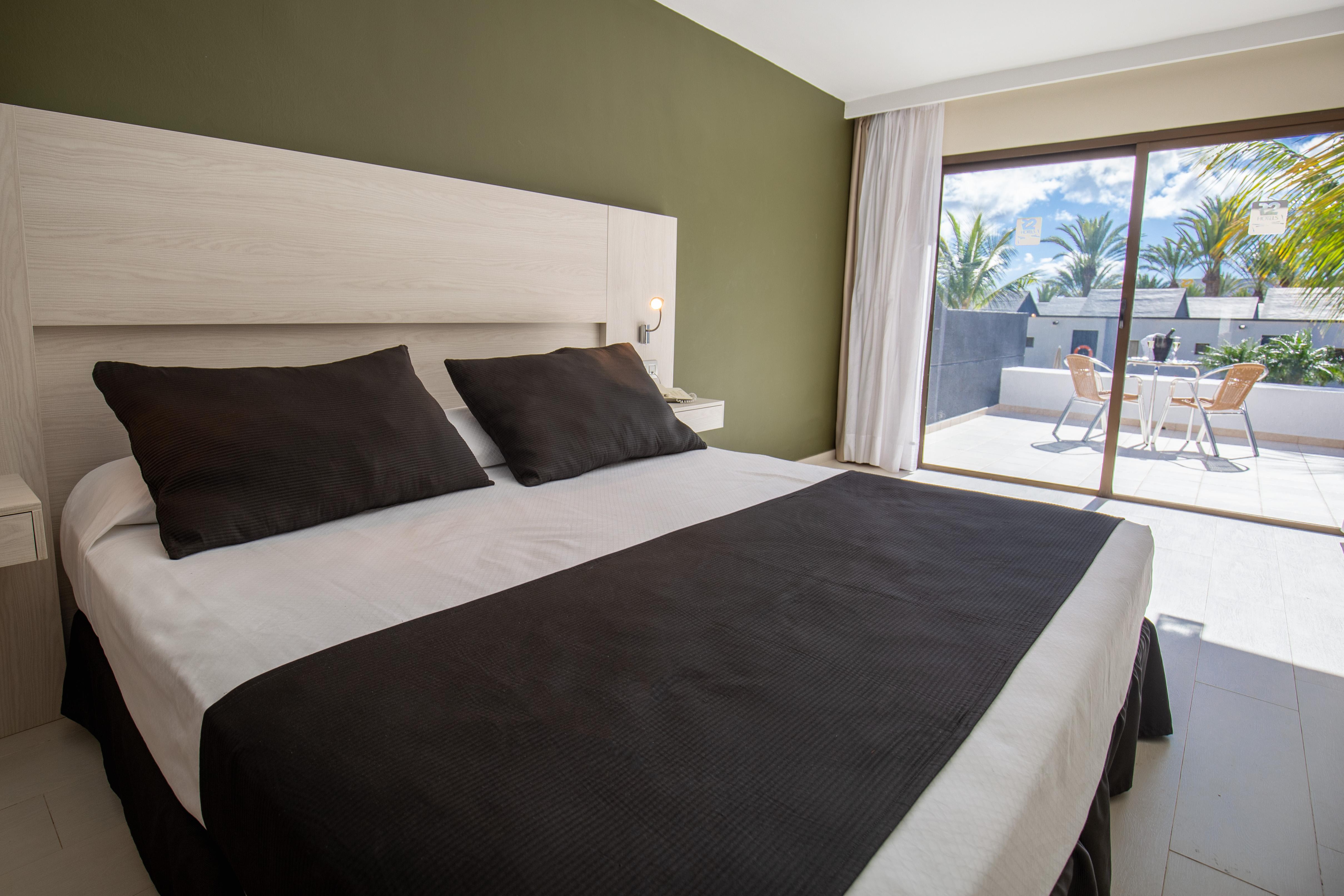 R2 Romantic Fantasia Dreams & Suites Hotel (Adults Only) 타라할레호 외부 사진